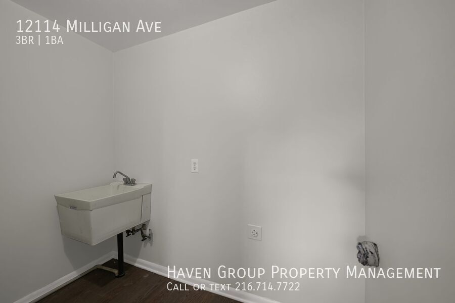 12114 Milligan Ave, Cleveland - Spacious 3-bed 1-bath single-family home! property image