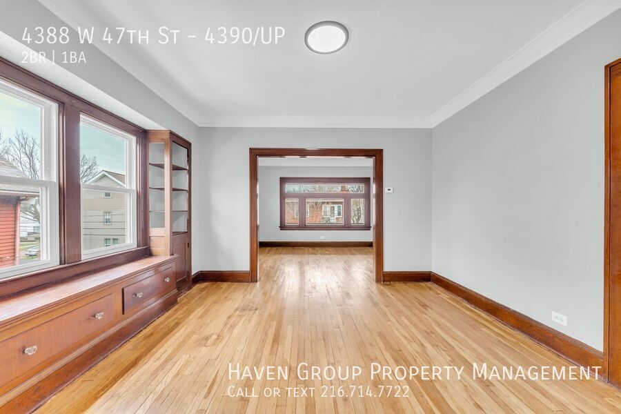 4388 W 47th St | UP, Cleveland - Bright Upstairs Unit with Charming Front Porch! property image