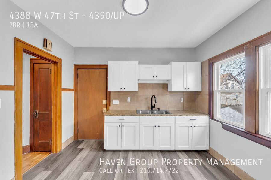 4388 W 47th St | UP, Cleveland - Bright Upstairs Unit with Charming Front Porch! property image