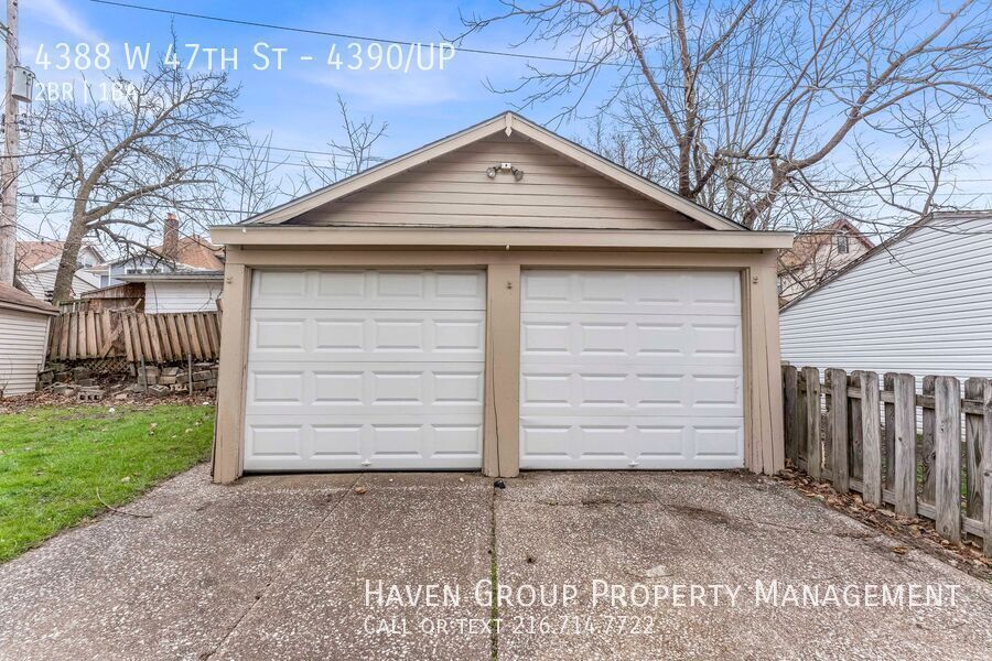 4388 W 47th St | UP, Cleveland - Bright Upstairs Unit with Charming Front Porch! property image