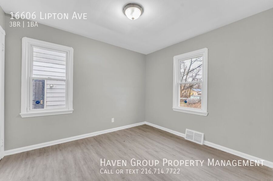16606 Lipton Ave, Cleveland - Spacious 3-bed 1-bath single-family home! property image