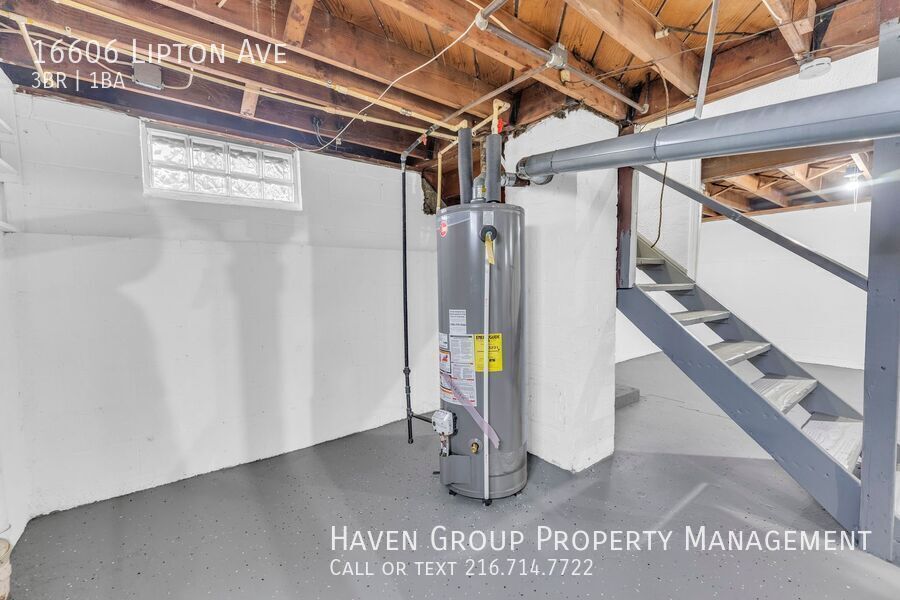 16606 Lipton Ave, Cleveland - Spacious 3-bed 1-bath single-family home! property image