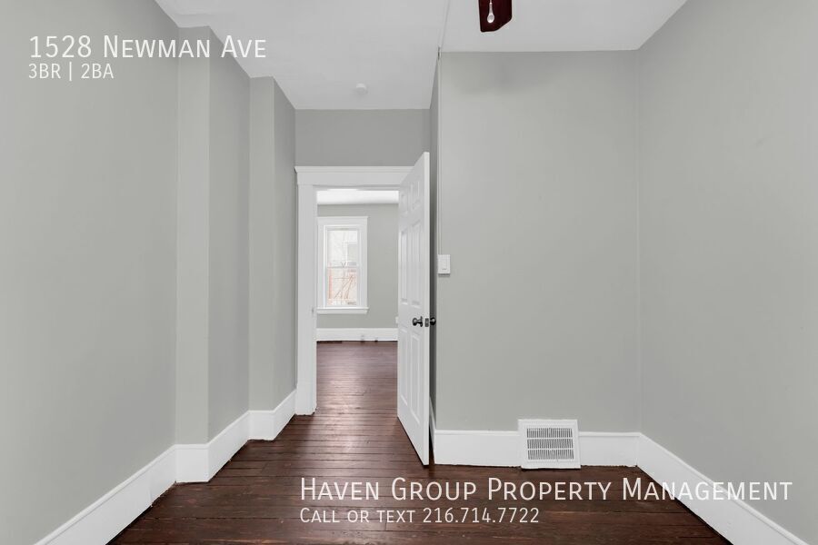 1528 Newman Ave, Lakewood - Spacious 3-bed 2-bath single-family home! property image