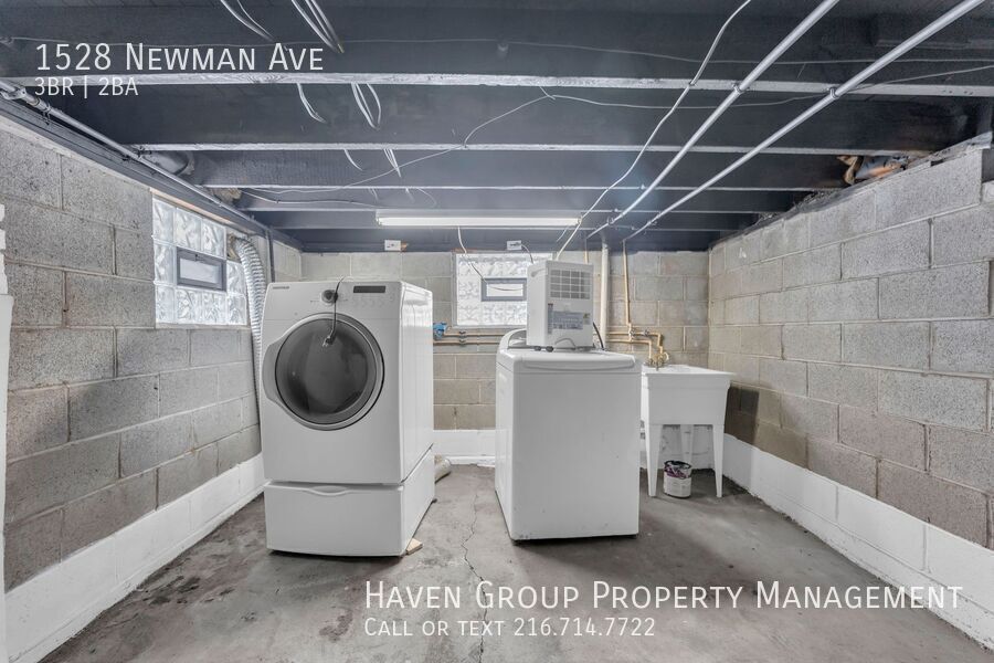 1528 Newman Ave, Lakewood - Spacious 3-bed 2-bath single-family home! property image