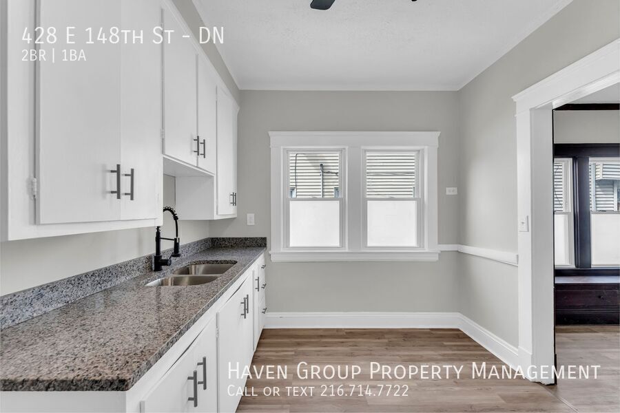 428 E 148th St | DN, Cleveland - Spacious 2 bed 1 bath multi-family home! property image