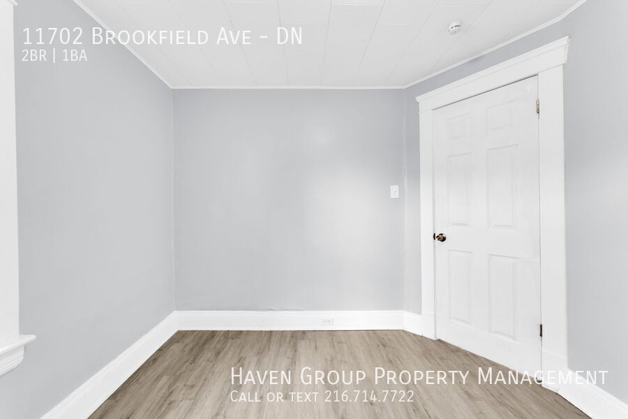 11702 Brookfield Ave | DN, Cleveland - Spacious 2-bed 1-bath multi-family home! property image
