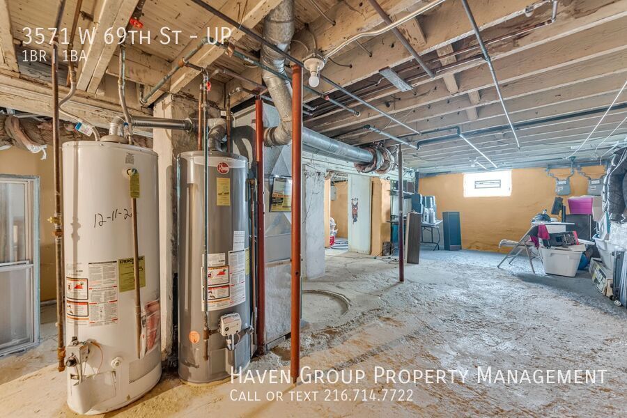 3571 W 69th St | UP, Cleveland - Spacious 1 bed 1 bath multi-family home! property image