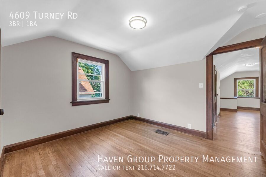 4609 Turney Rd, Garfield Hts, OH 44125- Spacious 3-bed 1-bath single-family home! property image