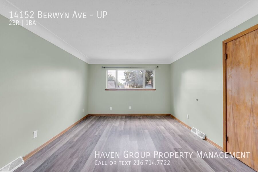 14152 Berwyn Ave | UP, Cleveland, OH 44111 - Spacious 2-bed 1-bath multi-family home!  property image