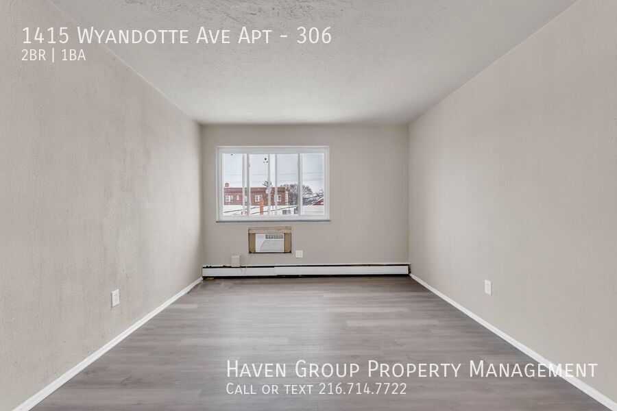 1415 Wyandotte Ave | Unit 306, Lakewood, OH 44107 - Spacious 2-bed 1-bath apartment! property image