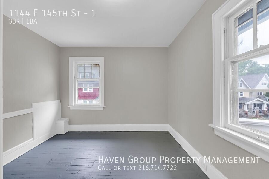 1144 E 145th St Cleveland, Ohio, 44110 - Spacious 3-bed 1-bath multi-family home! property image