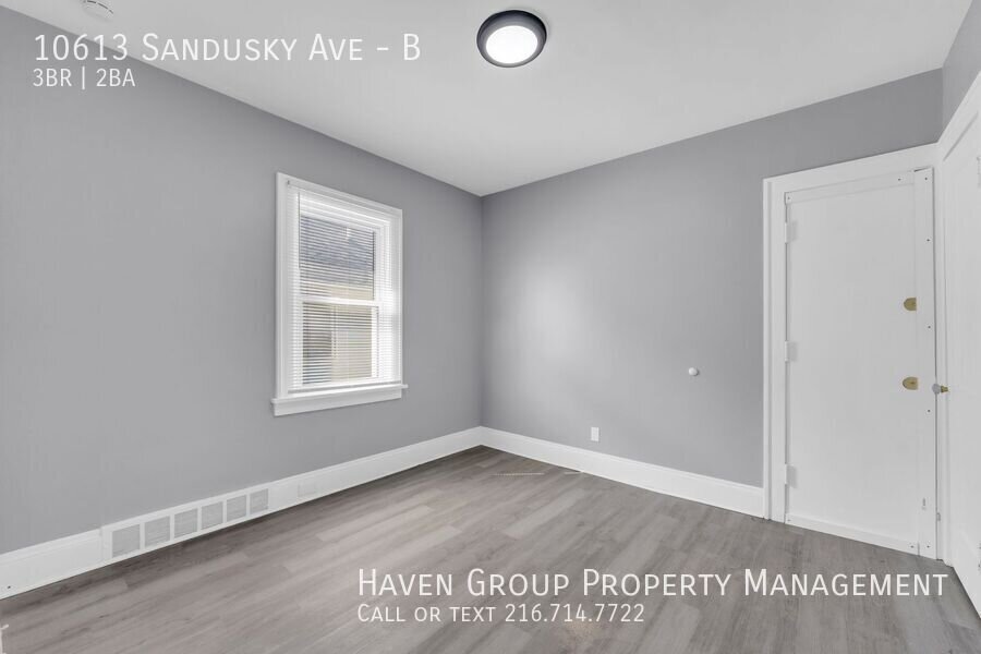 Now Leasing: 10613 Sandusky Ave, Unit B, Cleveland, OH 44105 | 3BR/2BA with Private Loft Suite & 2-Car Garage. property image