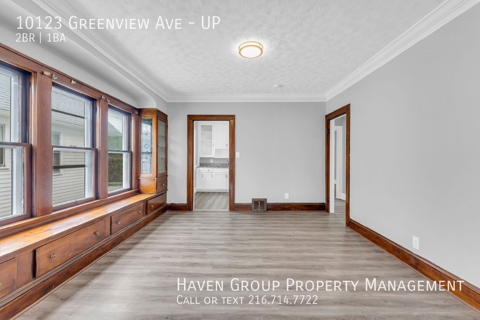 10123 Greenview Ave | UP, Garfield Heights, OH 44125 - Spacious 2-bed 1-bath multi-family home! property image