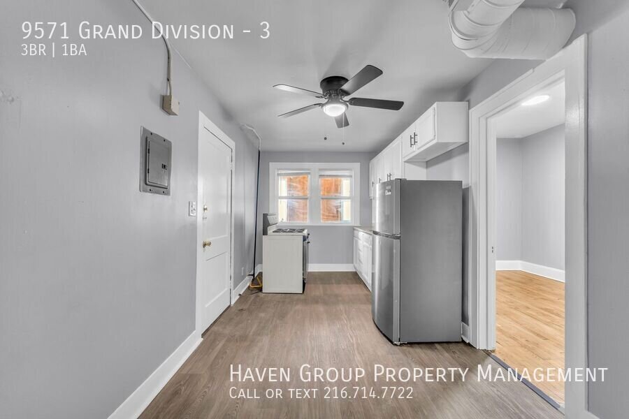 9571 Grand Division Ave | Unit 3, Cleveland, OH 44125- Spacious 3-bed 1-bath apartment! property image