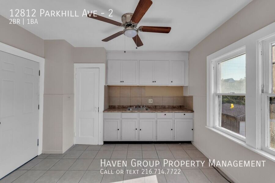 12812 Parkhill Ave | UP, Cleveland, OH 44120 - Spacious 2-bed 1-bath multi-family home! property image