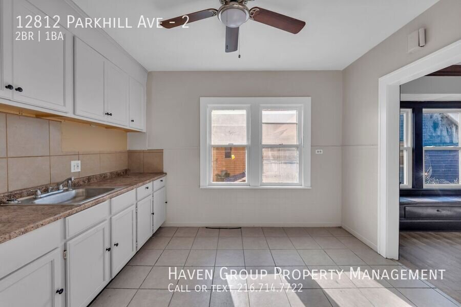 12812 Parkhill Ave | UP, Cleveland, OH 44120 - Spacious 2-bed 1-bath multi-family home! property image