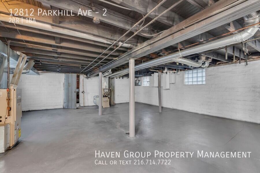 12812 Parkhill Ave | UP, Cleveland, OH 44120 - Spacious 2-bed 1-bath multi-family home! property image