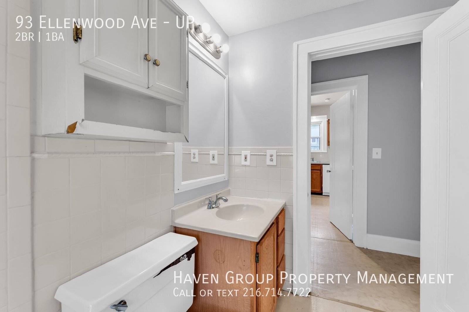 93 Ellenwood Ave | UP, Bedford, OH 44146 - Spacious 2-bed 1-bath multi-family home! property image