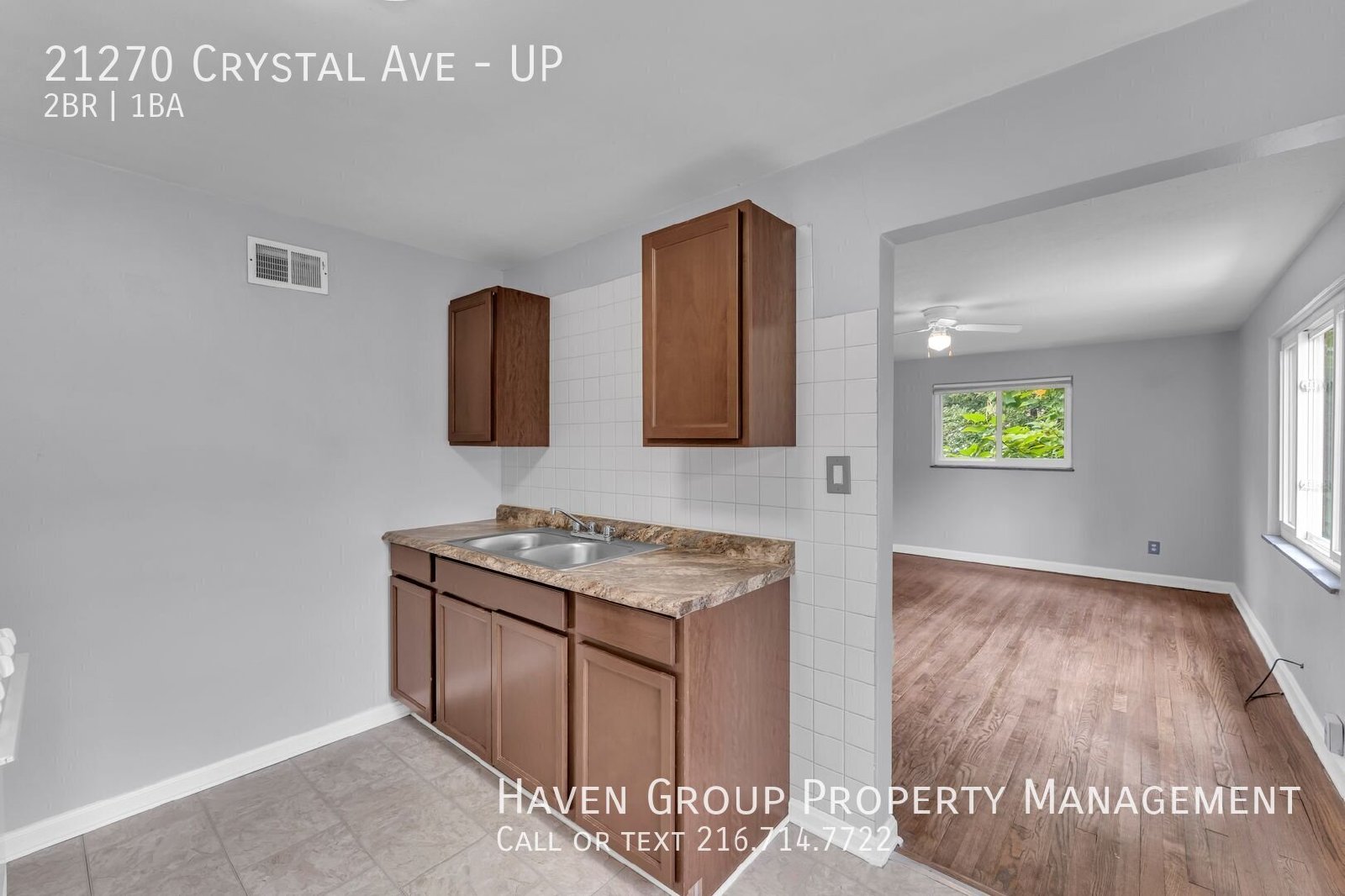 21270 Crystal Ave | UP, Euclid, OH 44123 - Spacious 2-bed 1-bath multi-family home! property image