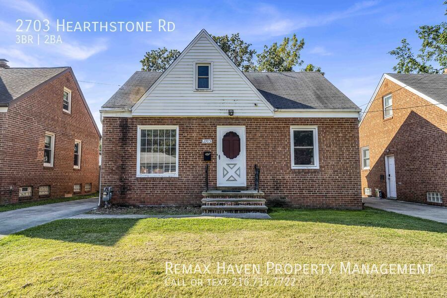 2703 Hearthstone Rd, Parma - Spacious 3-bed 2-bath single-family home! property image