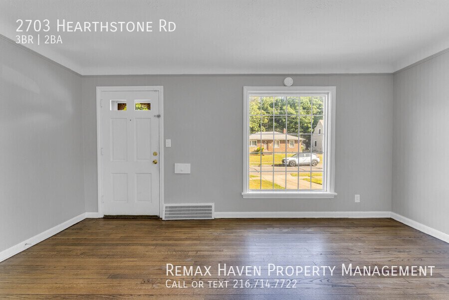 2703 Hearthstone Rd, Parma - Spacious 3-bed 2-bath single-family home! property image