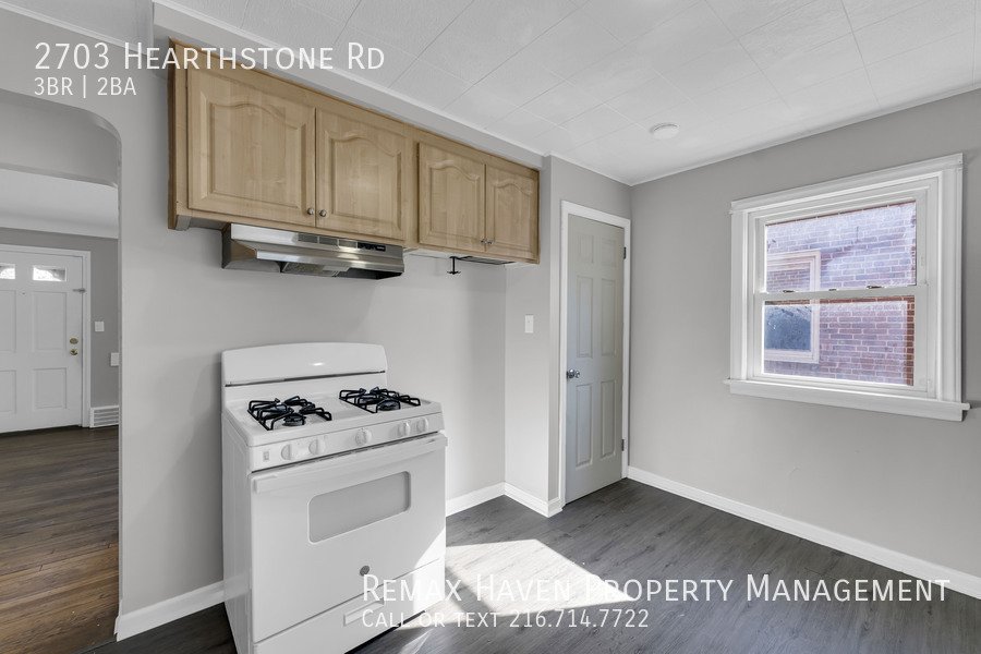 2703 Hearthstone Rd, Parma - Spacious 3-bed 2-bath single-family home! property image