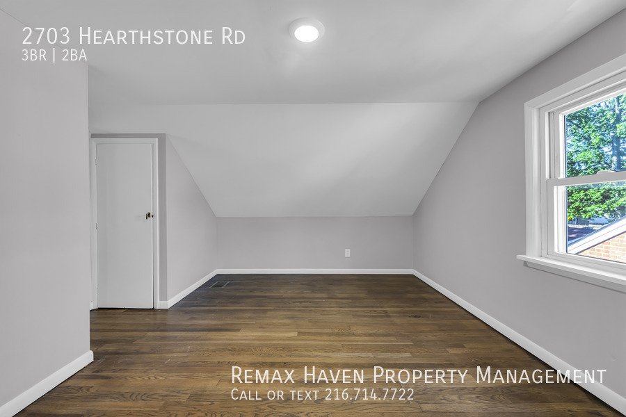 2703 Hearthstone Rd, Parma - Spacious 3-bed 2-bath single-family home! property image