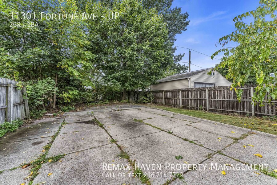 11301 Fortune Ave | UP, Cleveland - Spacious 2-bed 1-bath multi-family property image