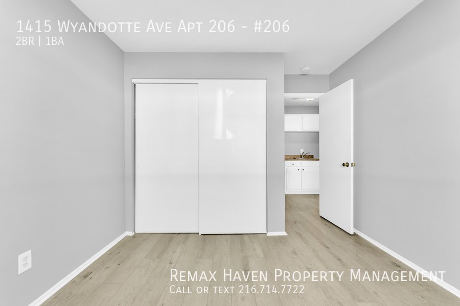 1415 Wyandotte Ave | #206, Lakewood - Spacious 2-bed 1-bath multi-fami property image