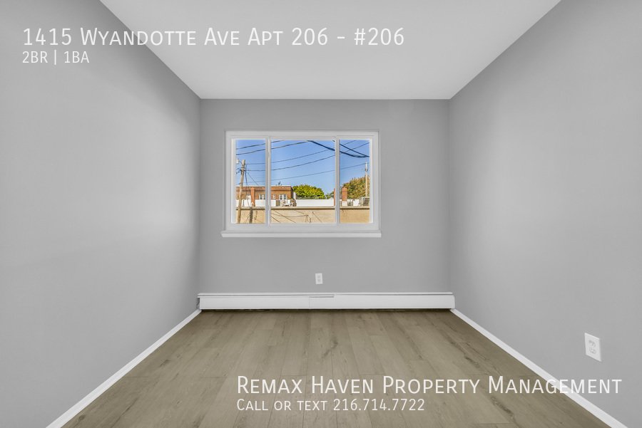 1415 Wyandotte Ave | #206, Lakewood - Spacious 2-bed 1-bath multi-fami property image