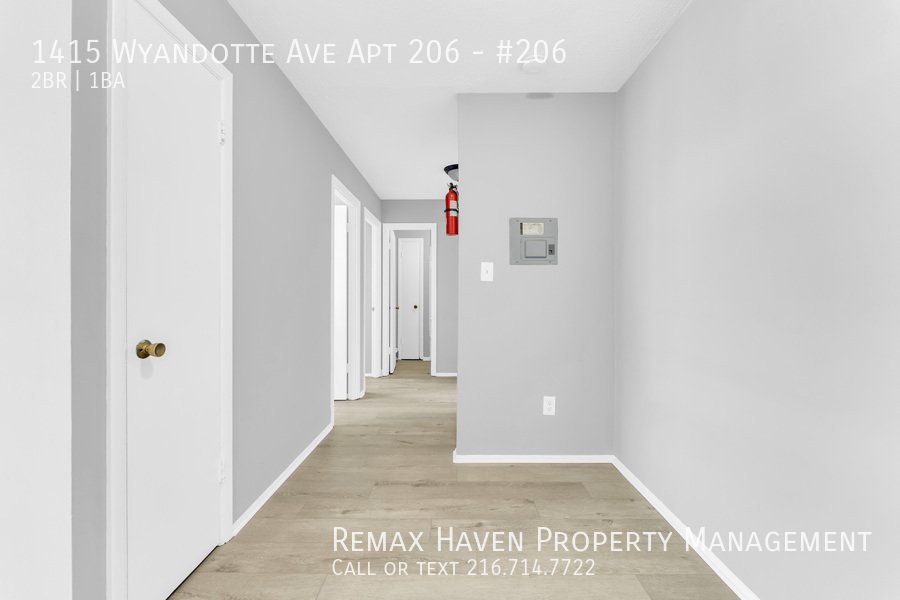1415 Wyandotte Ave | #206, Lakewood - Spacious 2-bed 1-bath multi-fami property image