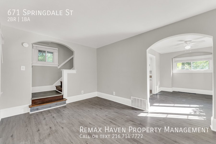 671 Springdale St, Akron - Spacious 2-bed 1-bath single-family home! property image