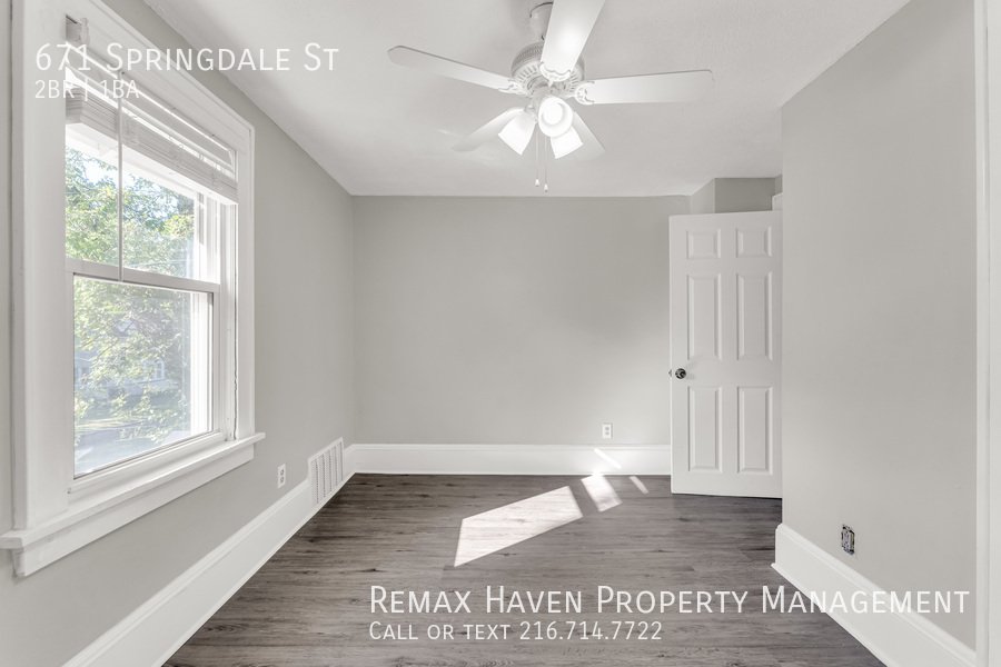 671 Springdale St, Akron - Spacious 2-bed 1-bath single-family home! property image