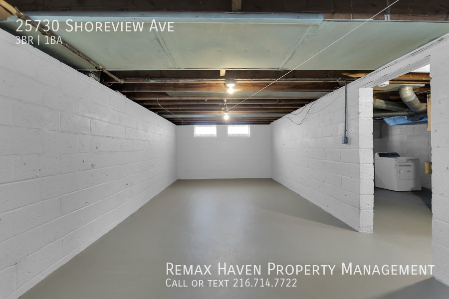 25730 Shoreview Ave, Euclid - Spacious 3-bed 1-bath single-family home property image