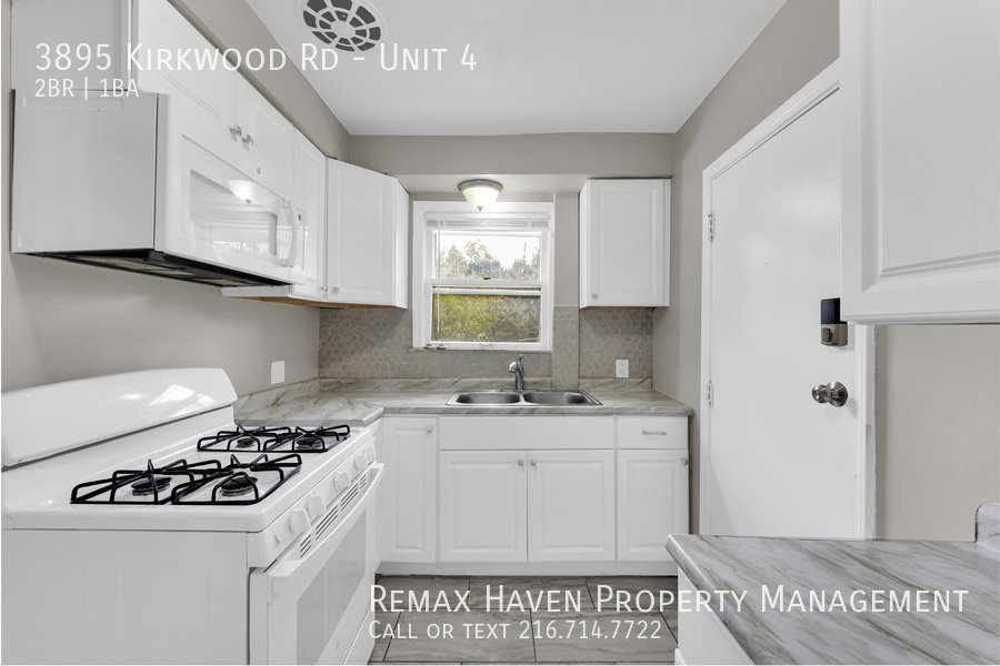 3895 Kirkwood Rd | Apt 4, Cleveland Heights - Spacious 2-bed 1-bath ap property image