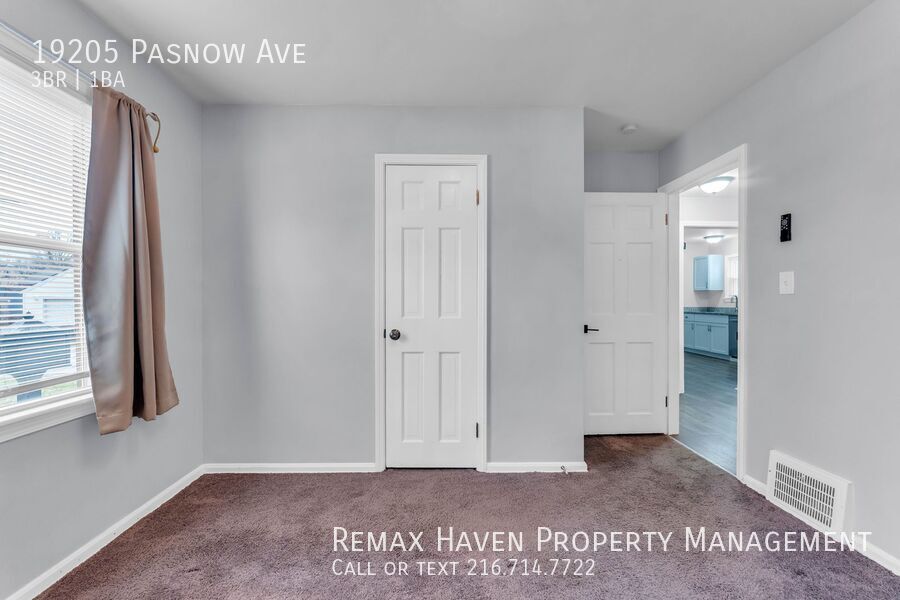 19205 Pasnow Ave, Euclid - Spacious 3-bed 1-bath single-family home! property image