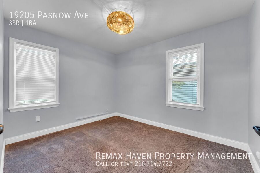 19205 Pasnow Ave, Euclid - Spacious 3-bed 1-bath single-family home! property image