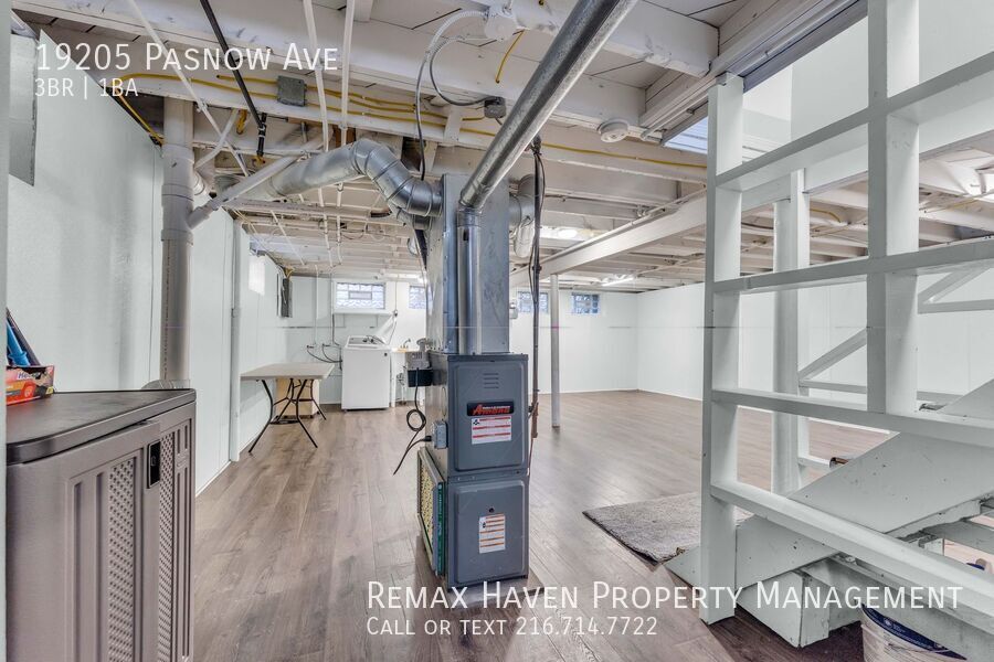 19205 Pasnow Ave, Euclid - Spacious 3-bed 1-bath single-family home! property image