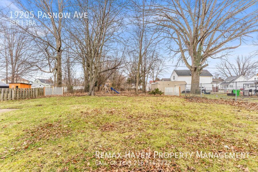 19205 Pasnow Ave, Euclid - Spacious 3-bed 1-bath single-family home! property image