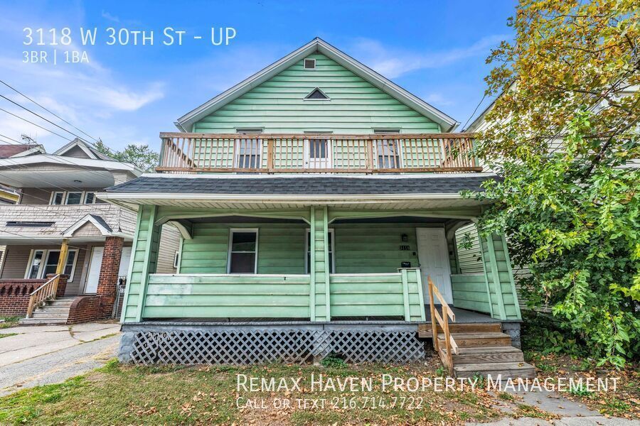 3118 W 30th St | UP, Cleveland - Spacious 3-bed 1-bath multi-family home! property image