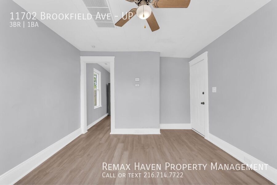 11702 Brookfield Ave | UP, Cleveland - Spacious 3-bed 1-bath multi-family home! property image