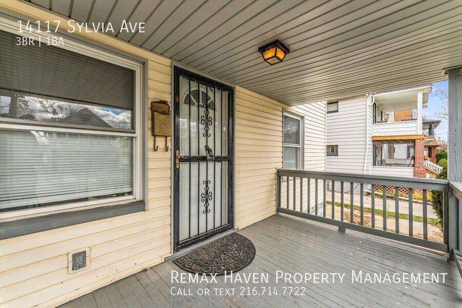 14117 Sylvia Ave, Cleveland - Spacious 3-bed 1-bath single-family home! property image