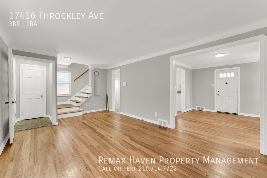 17416 Throckley Ave, Cleveland - Spacious 3-bed 1-bath single-family home! property image
