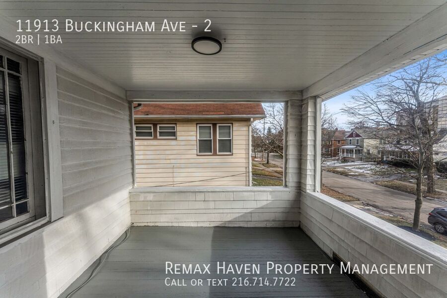 11913 Buckingham Ave | UP, Cleveland - Spacious 2-bed 1-bath multi-family home! property image