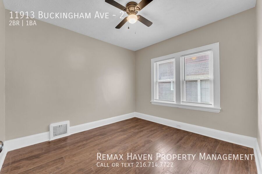 11913 Buckingham Ave | UP, Cleveland - Spacious 2-bed 1-bath multi-family home! property image