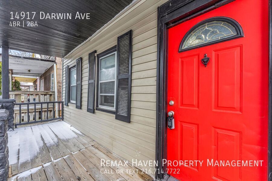 14917 Darwin Ave, Cleveland - Spacious 4-bed 2-bath single-family home! property image