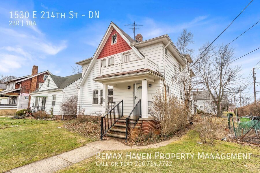 1530 E 214th St | DN, Euclid - Spacious 2-bed 1-bath multi-family home!  property image