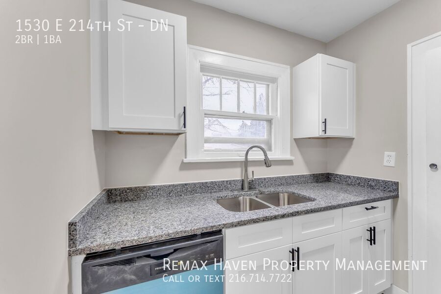 1530 E 214th St | DN, Euclid - Spacious 2-bed 1-bath multi-family home!  property image