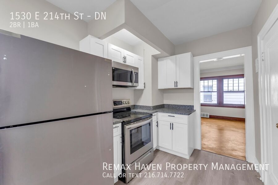 1530 E 214th St | DN, Euclid - Spacious 2-bed 1-bath multi-family home!  property image