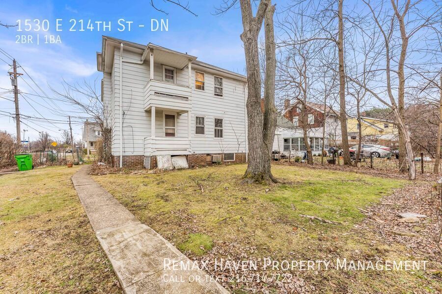 1530 E 214th St | DN, Euclid - Spacious 2-bed 1-bath multi-family home!  property image